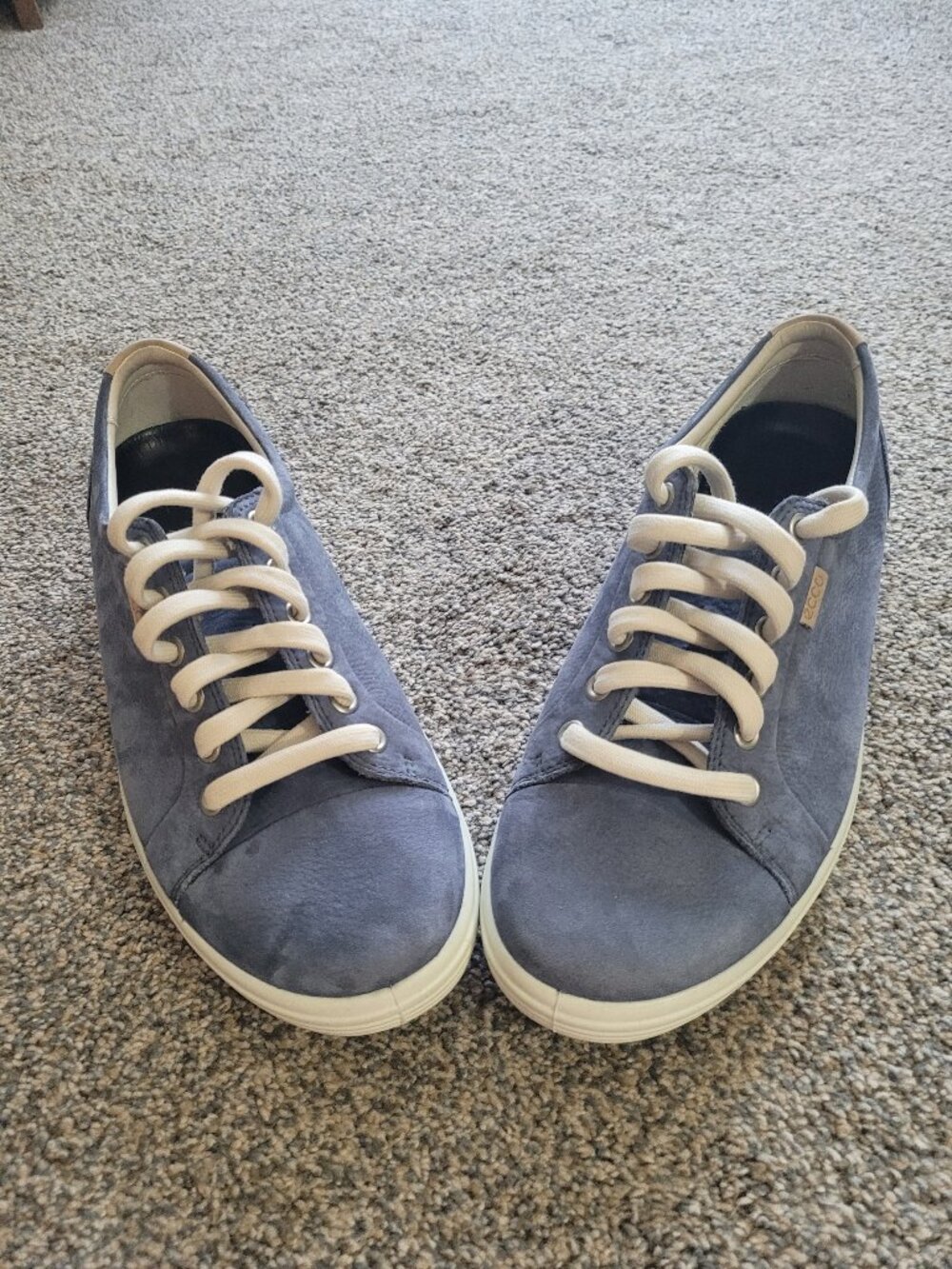 Ecco Soft Women's Sneaker, Size 9 (euro 40). Retro blue.